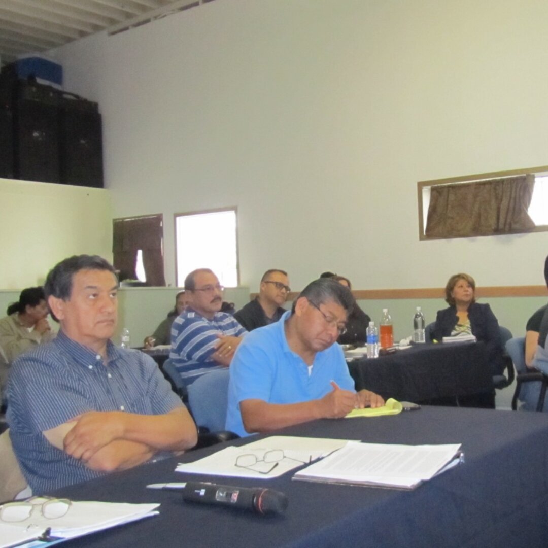 Dr Moises Hormache pertenece a Comision de ciudadanos por os derechos, y frecuntemente lleva a lumnos l museo de Psiquiatria